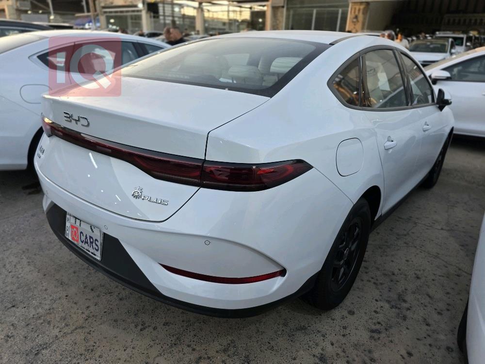 بي واي دي Qin Plus